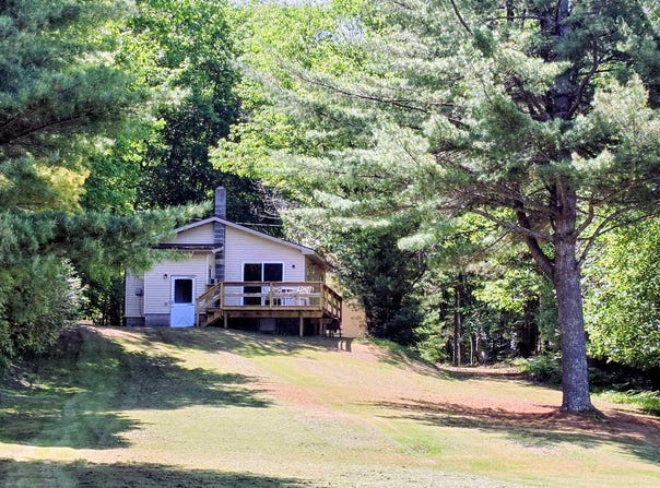 8164 23rd Lane, Rapid River, MI 49878