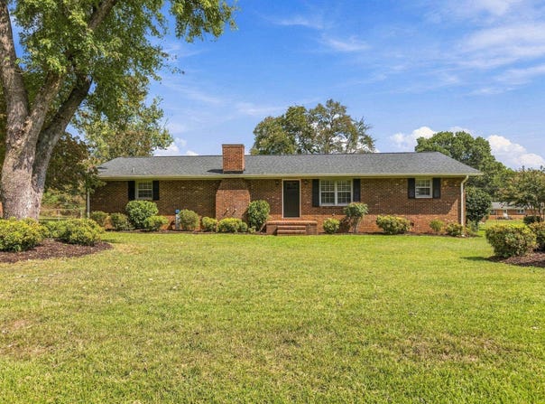110 Scenic Circle, Boiling Springs, SC 29316