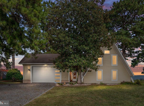 62 SHORE Drive, COLONIAL BEACH, VA 22443