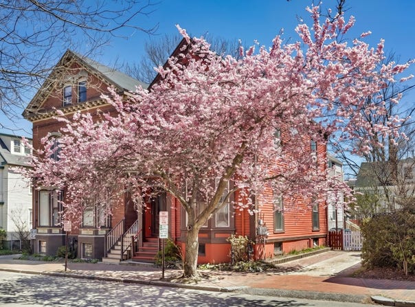 75 Carleton Street, Portland, ME 04102