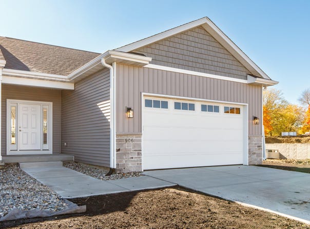 902 Henryson St., Story City, IA 50248