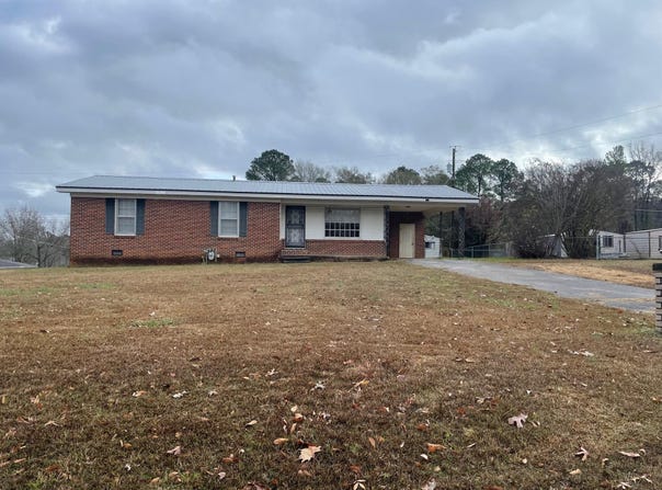 512 Bullard Circle, Red Bay, AL 35582