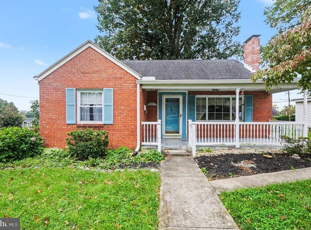 3763 ELDER Road, HARRISBURG, PA 17111