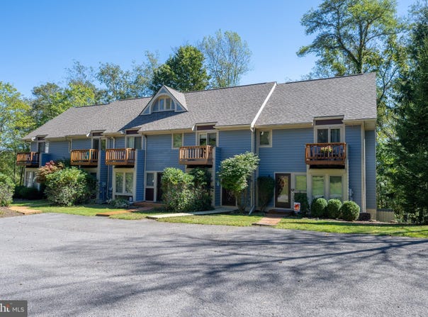 17 LAKEVIEW Court, MC HENRY, MD 21541
