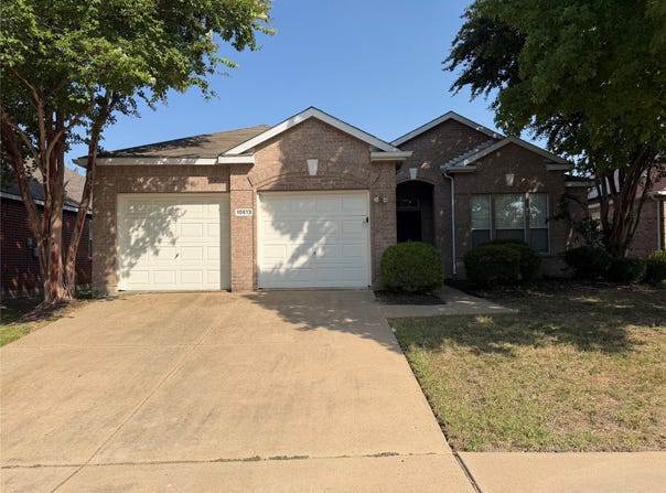 10613 Lansdowne Lane, Rowlett, TX 75089