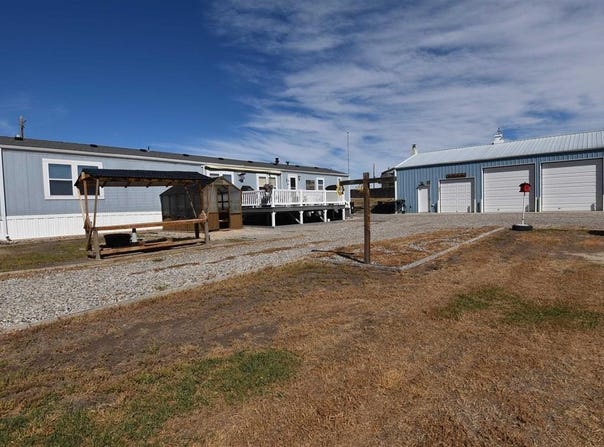 124 Road 2BC, Cody, WY 82414