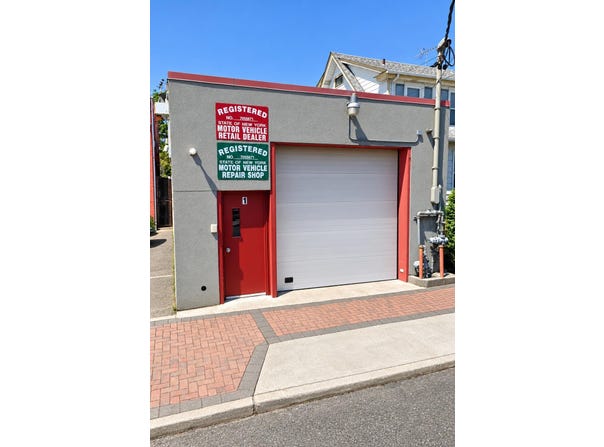 1 N 12th Street, New Hyde Park, NY 11040