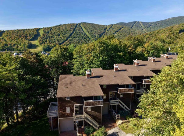 126 Forum Drive, Warren, VT 05674