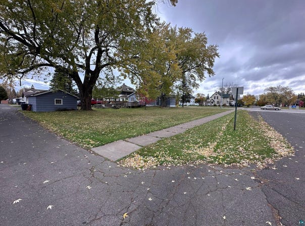 5634 Tower Ave, Superior, WI 54880