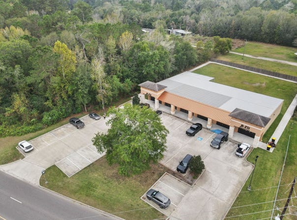 2595 N Main St, Vidor, TX 77662