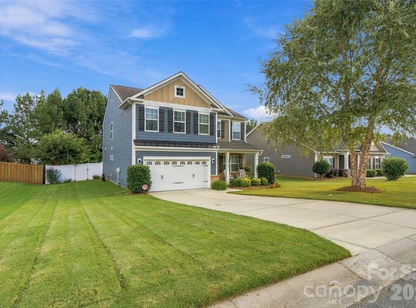 7337 Adirondack Drive, Denver, NC 28037