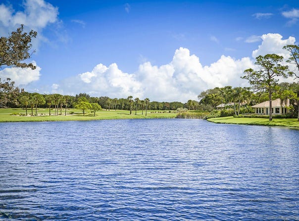 5611 SE Foxcross Place, Stuart, FL 34997