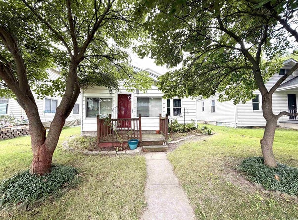 1344 E Bowman Street, South Bend, IN 46613