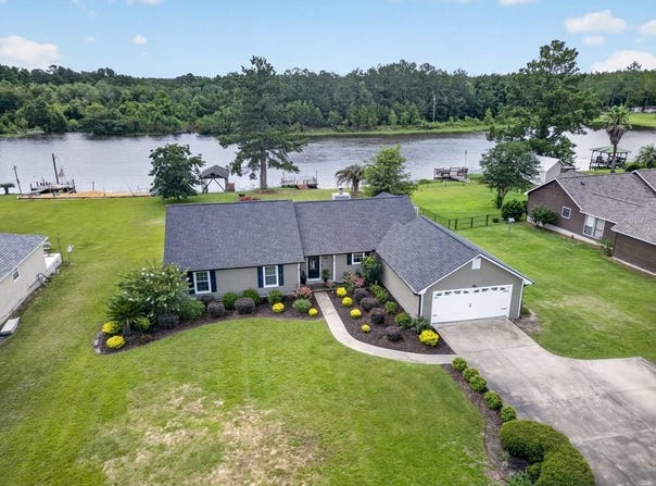 59 Joyce, Douglas, GA 31535