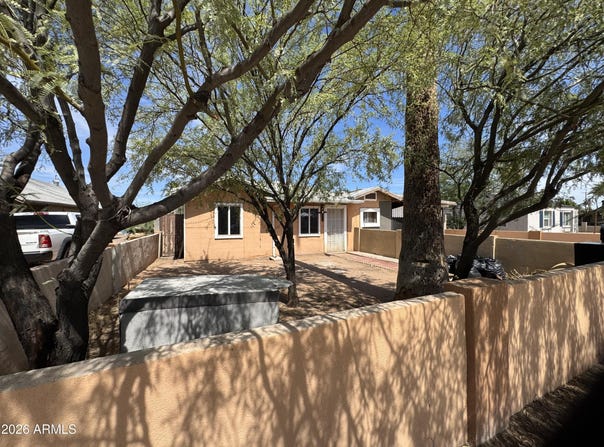 1746 E MONTE VISTA Road, Phoenix, AZ 85006
