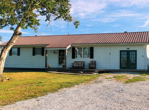 1463 Old Hwy 90, Bronston, KY 42518