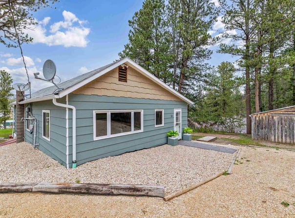 222 S 2nd Street, Custer, SD 57730