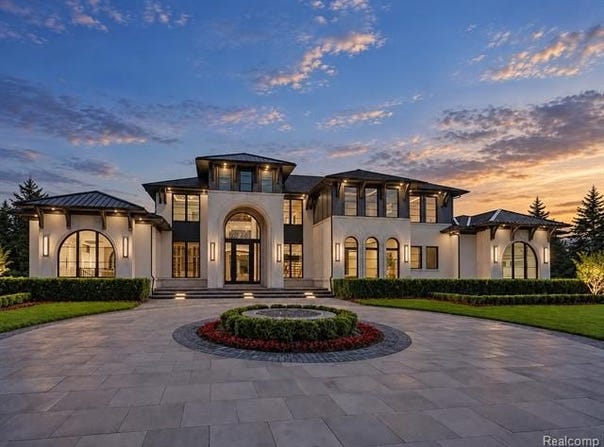 600 Chase Lane, Bloomfield Hills, MI 48304