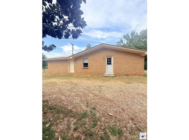 3811 Buchanan Loop Rd, Texarkana, TX 75501