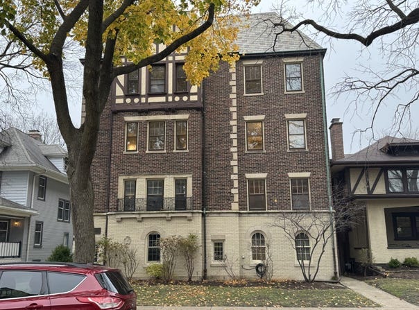 1114 MAPLE Avenue, Evanston, IL 60202