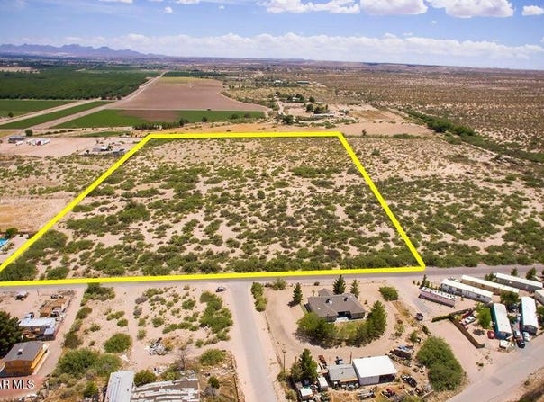 227 South Street, Anthony, NM 88021