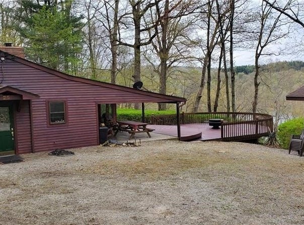 25 Edgewood Drive, Perrysville, OH 44864