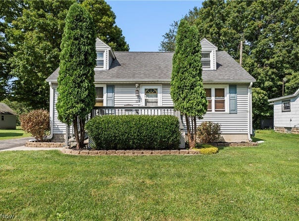 154 E Main Street, Amherst, OH 44001