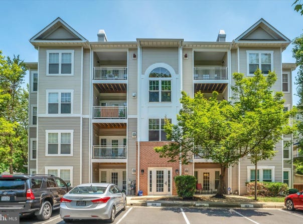 1516 N POINT Drive, RESTON, VA 20194
