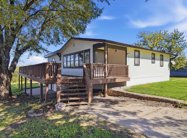 2598 S Shore DR, Vassar, KS 66543