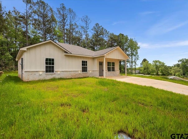 812 Grant St., Jacksonville, TX 75766