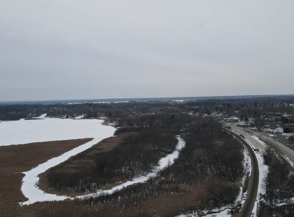 605 Rollins Road, Ingleside, IL 60041