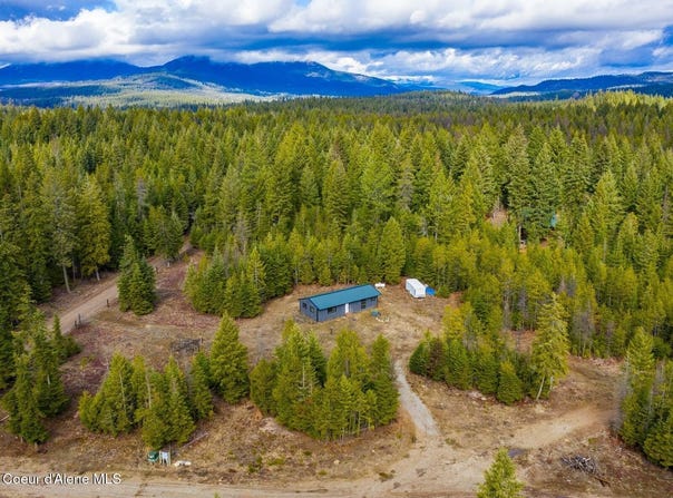 49 Zig Zag Way, Athol, ID 83801