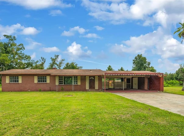 1619 N DOVER Road, DOVER, FL 33527