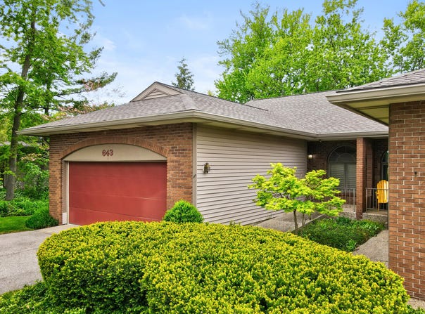 643 CRESTVIEW STREET, HOLLAND, MI 49423