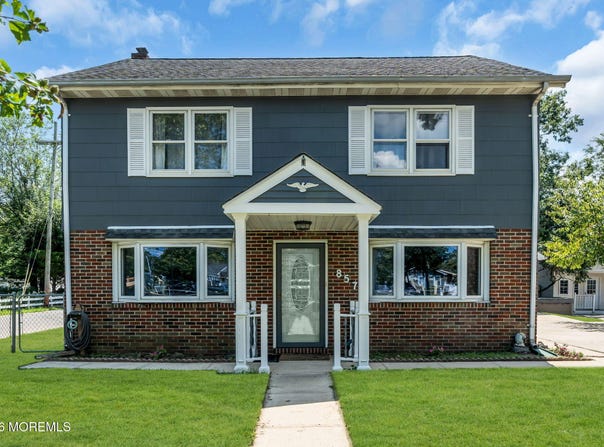 857 Stapleton Avenue, Brick, NJ 08723