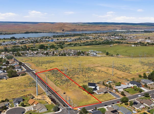 311 PINE TREE Ave, Umatilla, OR 97882