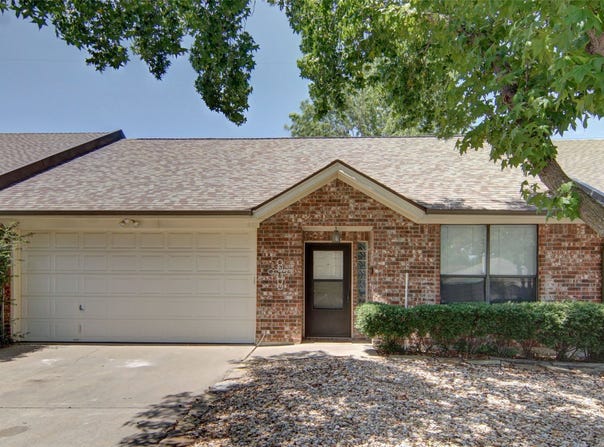 937 Heather Court, Weatherford, TX 76086