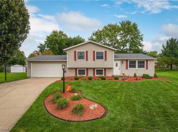 15646 Bittersweet Court, Strongsville, OH 44136