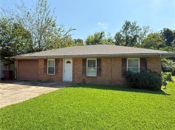 436 E MAPLE Loop, La Place, LA 70068