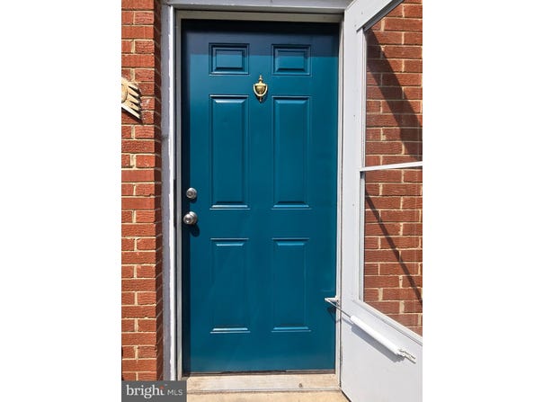 9640 HAGEL Circle, LORTON, VA 22079