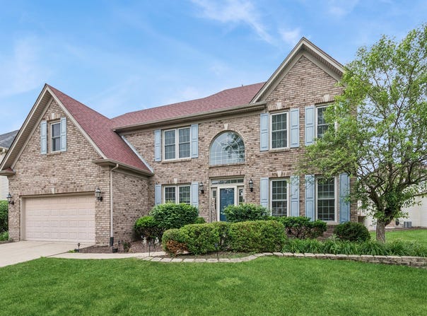 3744 Highknob Circle, Naperville, IL 60564