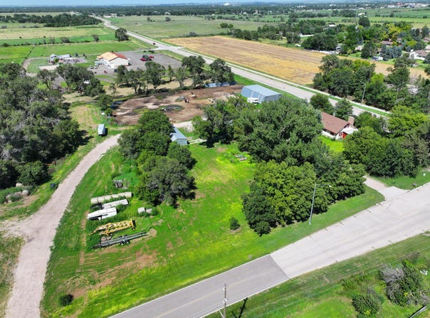 2421 W State Farm Rd, North Platte, NE 69101