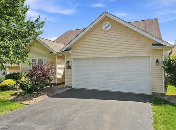 843 Cedar Way, Boardman, OH 44512