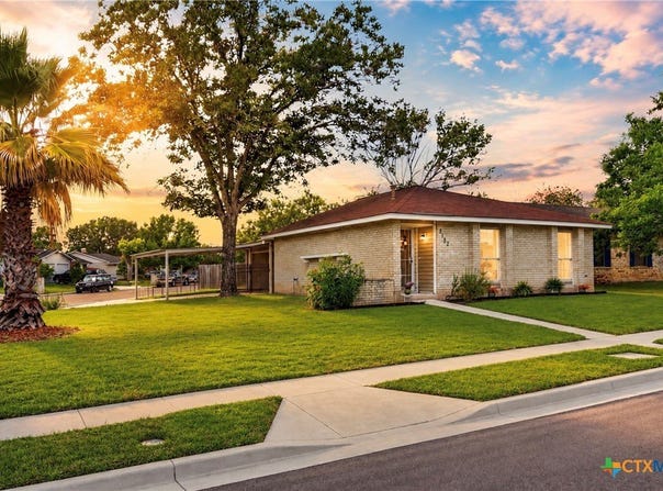 7702 Pipers Swan Street, San Antonio, TX 78251