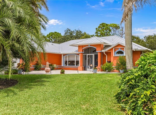 109 Thunderbird Drive, Sebastian, FL 32958