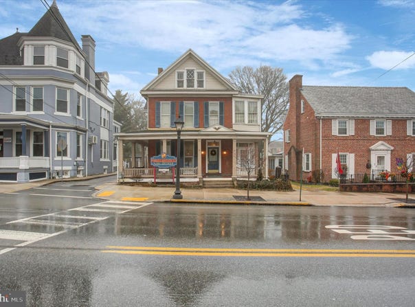 126 E KING Street, SHIPPENSBURG, PA 17257