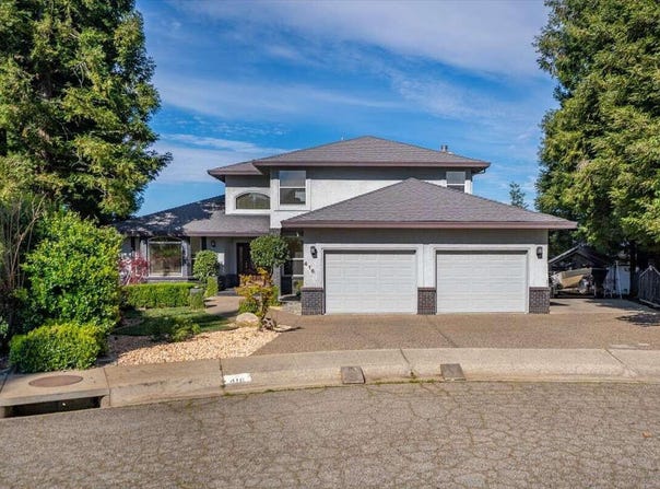 416 Arbor Place, Redding, CA 96001