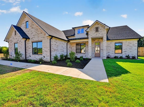 370 Grace Lane, Athens, TX 75751