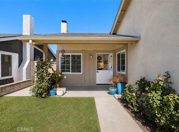 21155 Larchmont, Lake Forest, CA 92630