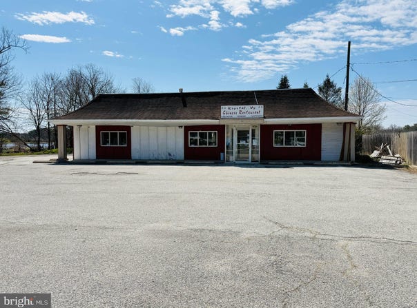 15 E BLACK HORSE Pike, WILLIAMSTOWN, NJ 08094